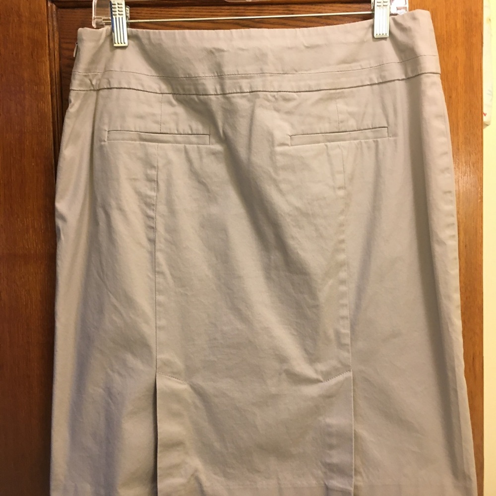 Ann Taylor Loft Pencil Skirt - Picture 2 of 7